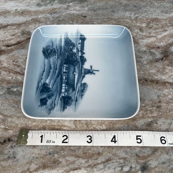 Bing & Grondahl Giftware Danish Scenery Square Tray 9805-455 - Picture 5 of 5